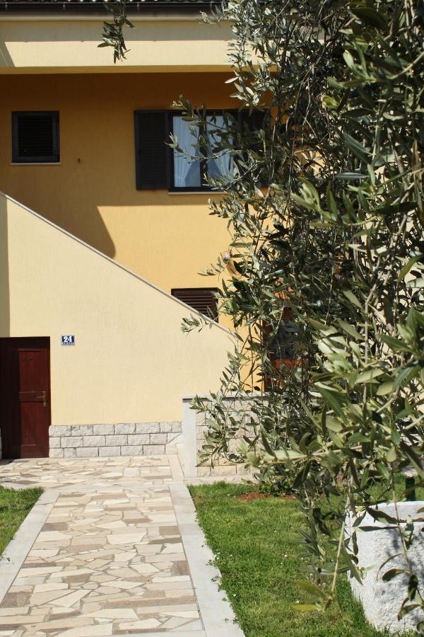 Apartment Dekovic Пореч Екстериор снимка